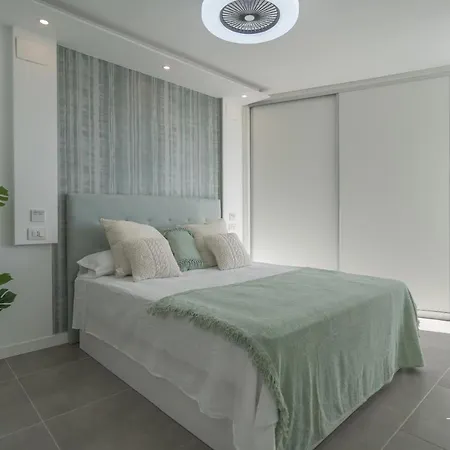 Apartment Atico Con Vistas Al Mar, A La 150m De La Playa En Tenerife Sur