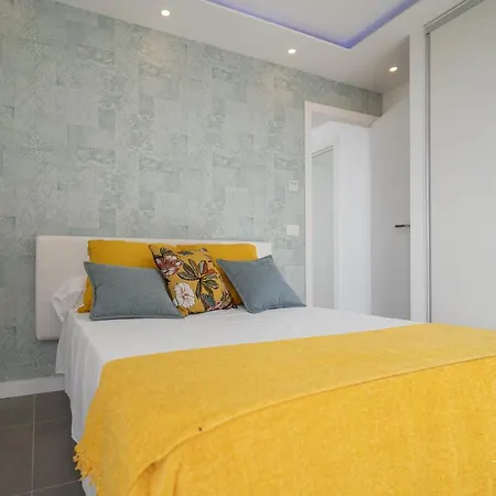 Apartment Atico Con Vistas Al Mar, A La 150m De La Playa En Tenerife Sur